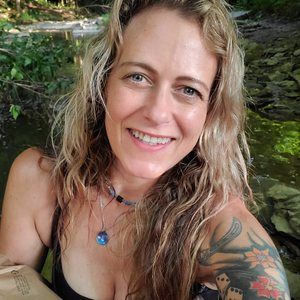 Meet your Posher, Jenny